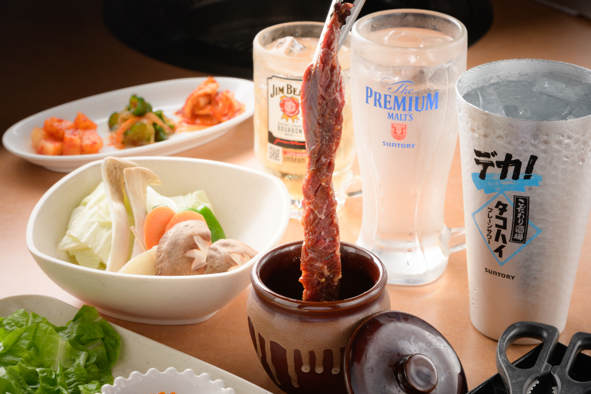 一品料理とドリンクで広がる楽しさ